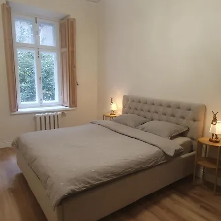 Large, New In The Historic Centre Apartment Odesa